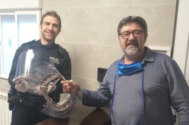 Donación pantallas protección Coronavirus Makers, Fundación Pequeños Pasos y Grupo Tecnología del Tráfico